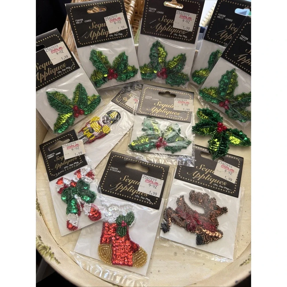 Vintage Elegance Seasonal Accents Sequin Applique 11 Pieces